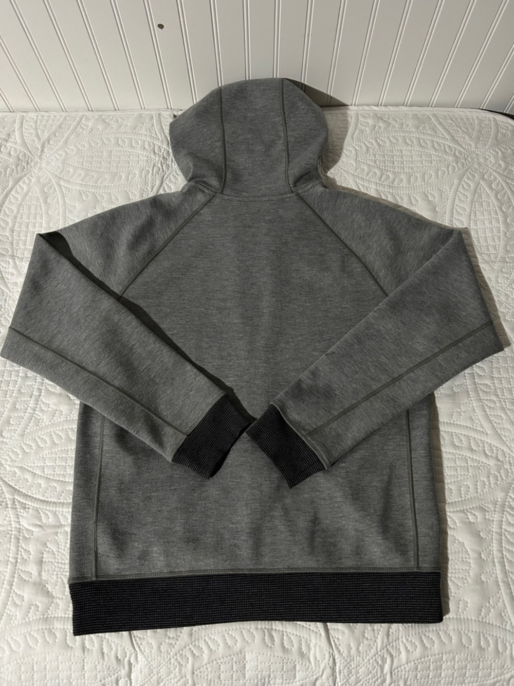 Prana Gray Active Zip-Up hoodie with Contrast Stitching Sz: M - Picture 4 of 6